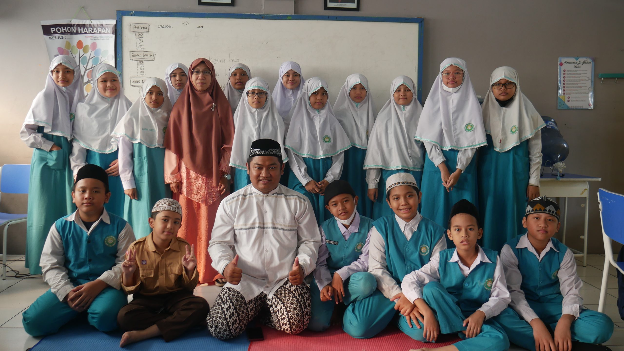 Hari pertama kelas 6A SDIT Al-Furqon Juli 2023