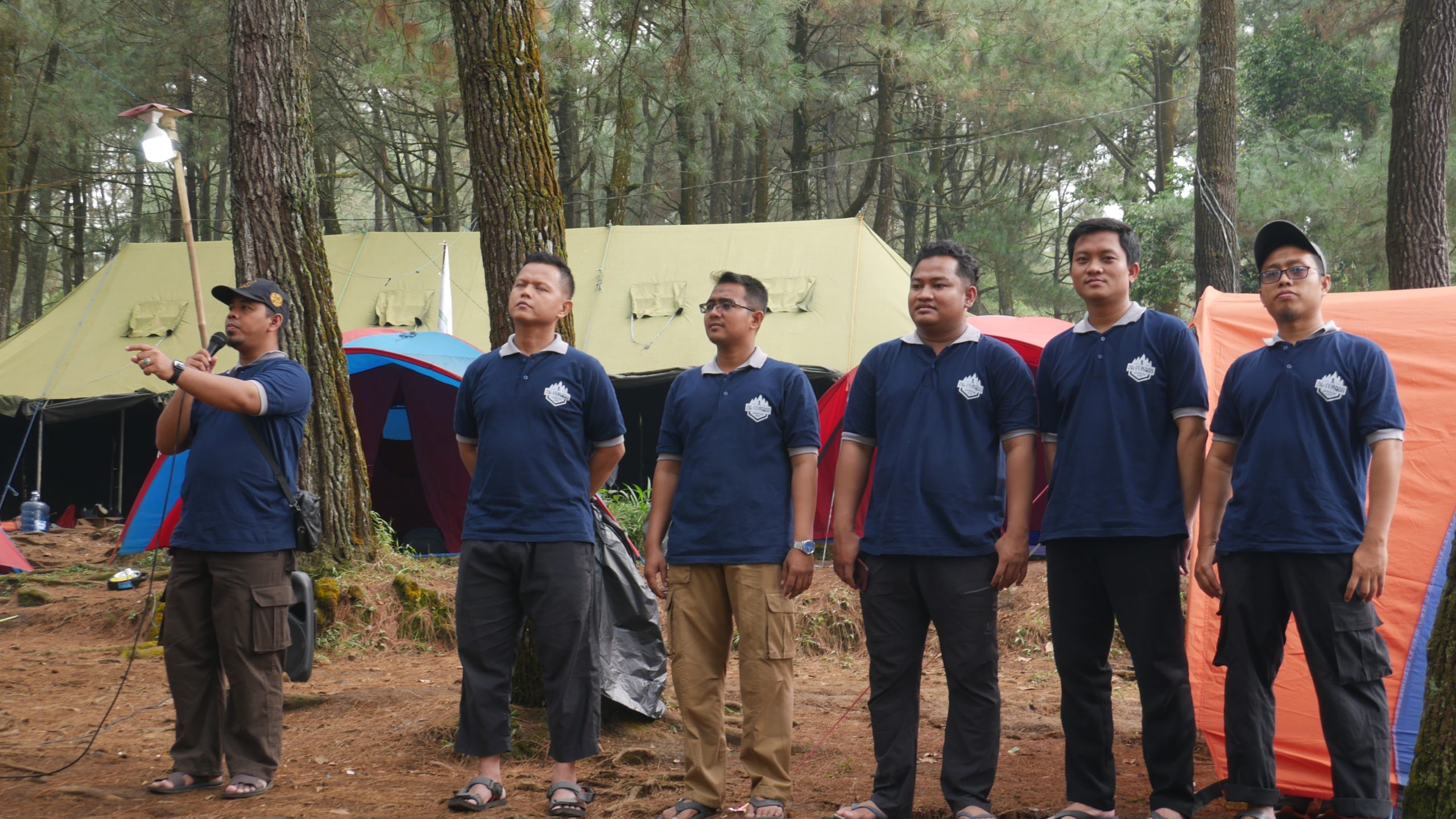 Para Bapak Guru pada pembukaan studycamp tahun 2023